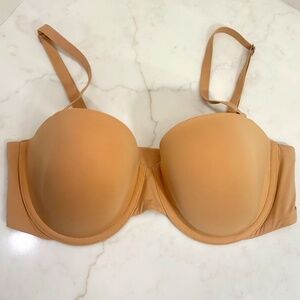 GapBody T-Shirt Multi-Way Strapless Underwire Bra - 36C - Beige Nude - Spotless